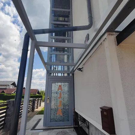 Apartma Ajja * Sencur