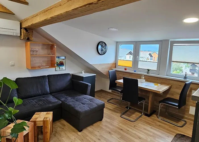 Apartma Ajja * Шенчур