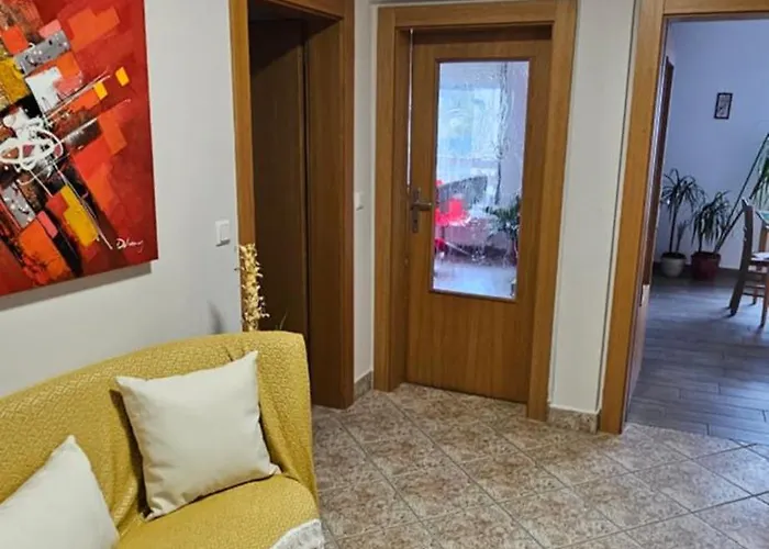 Apartma Ajja Шенчур